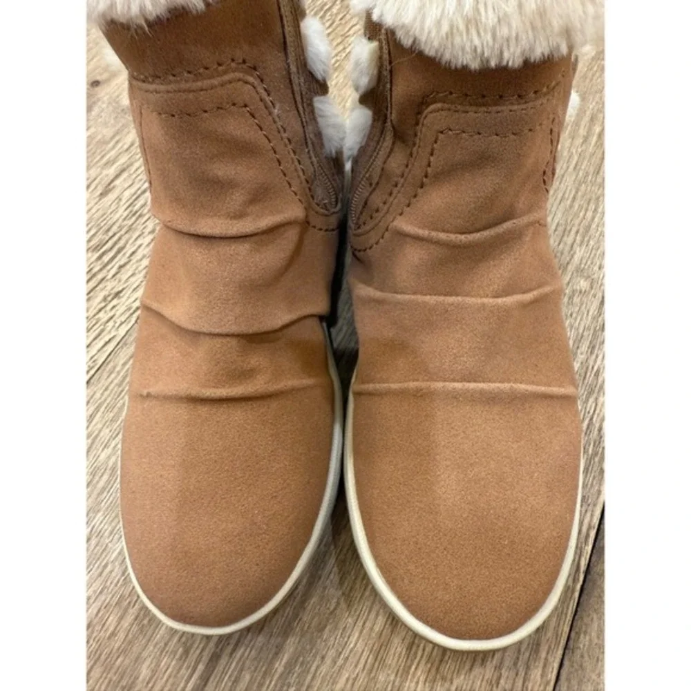 Clark's Brown Faux Suede Fur Trim‎ Ankle Boots Side Zip Size 5